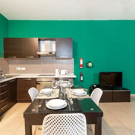 Apartment Spacious Pv Apt Close To Club, Schools With Wifi By 360 Estates *
