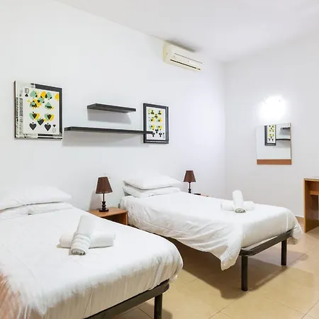 Spacious Pv Apt Close To Club, Schools With Wifi By 360 Estates